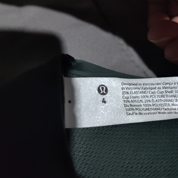 lululemon athletica Sage Sports Bra Size 4. New No Tags - Picture 4 of 4